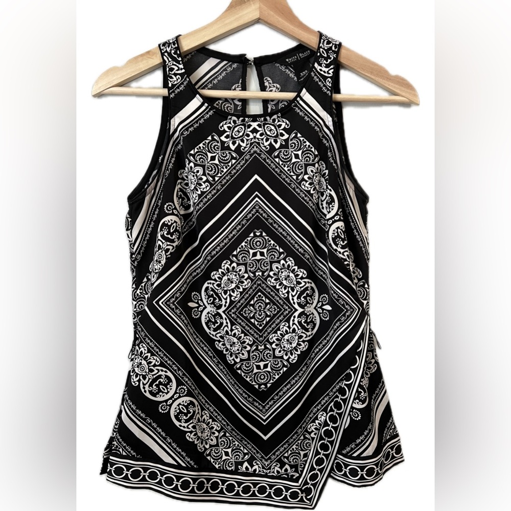 White House Black Market  bandana tank Size XXS. Zipper down back